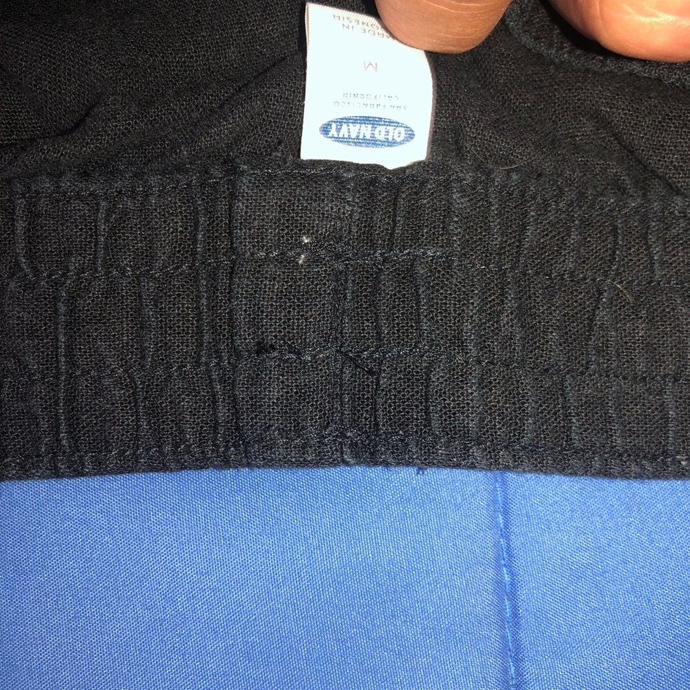 Women’s Pants - Picture 4 of 6